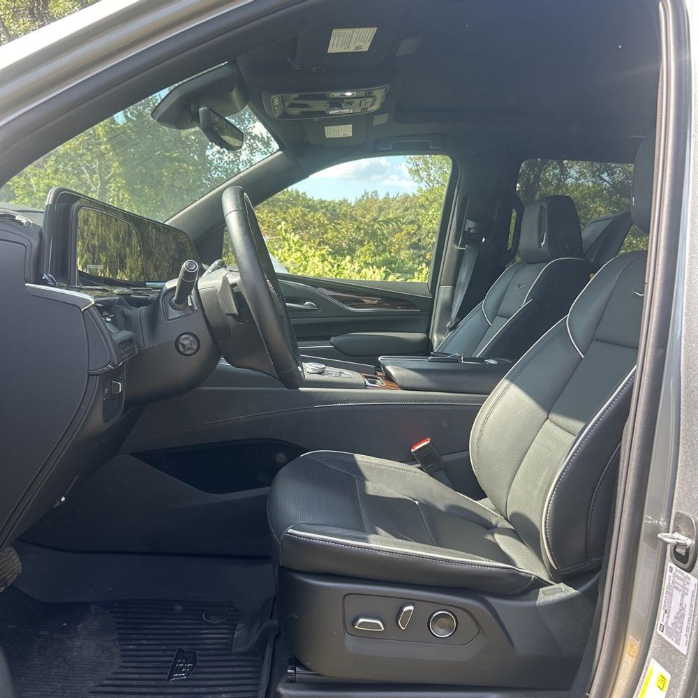 2024 Cadillac Escalade Premium Luxury