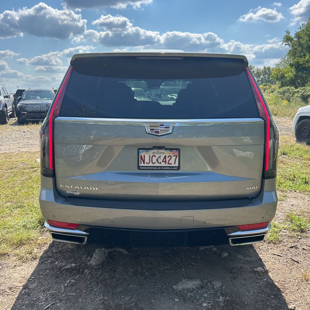 2024 Cadillac Escalade Premium Luxury