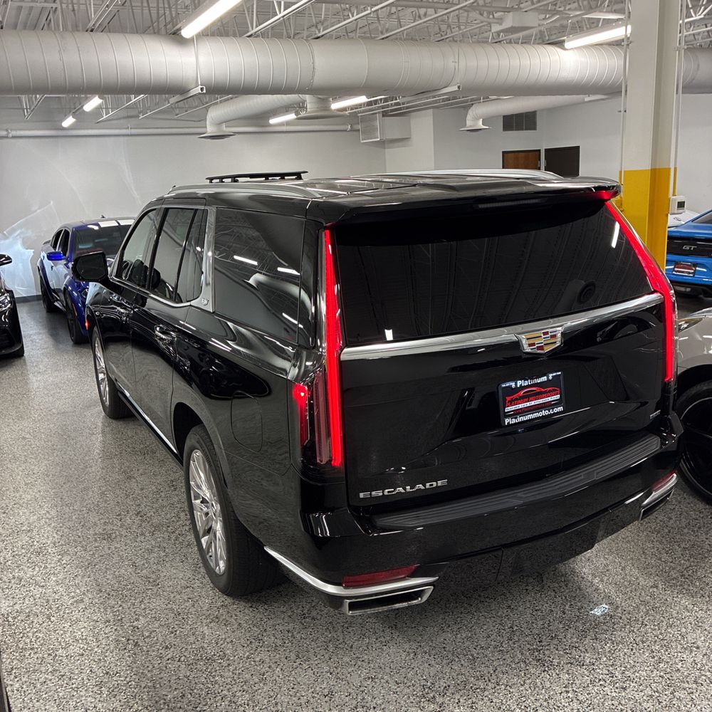 2023 Cadillac Escalade Premium Luxury