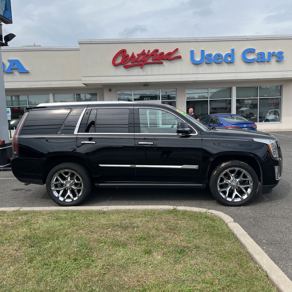 2019 Cadillac Escalade Platinum