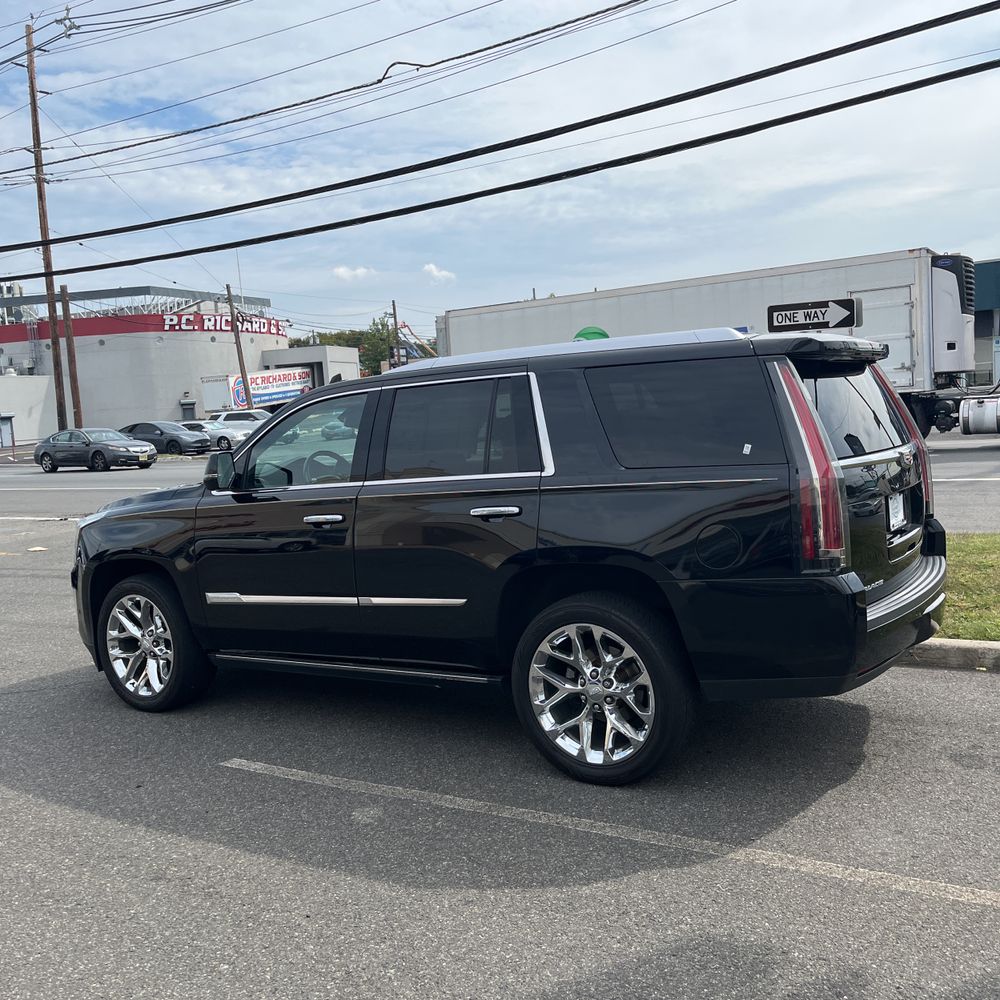 2019 Cadillac Escalade Platinum