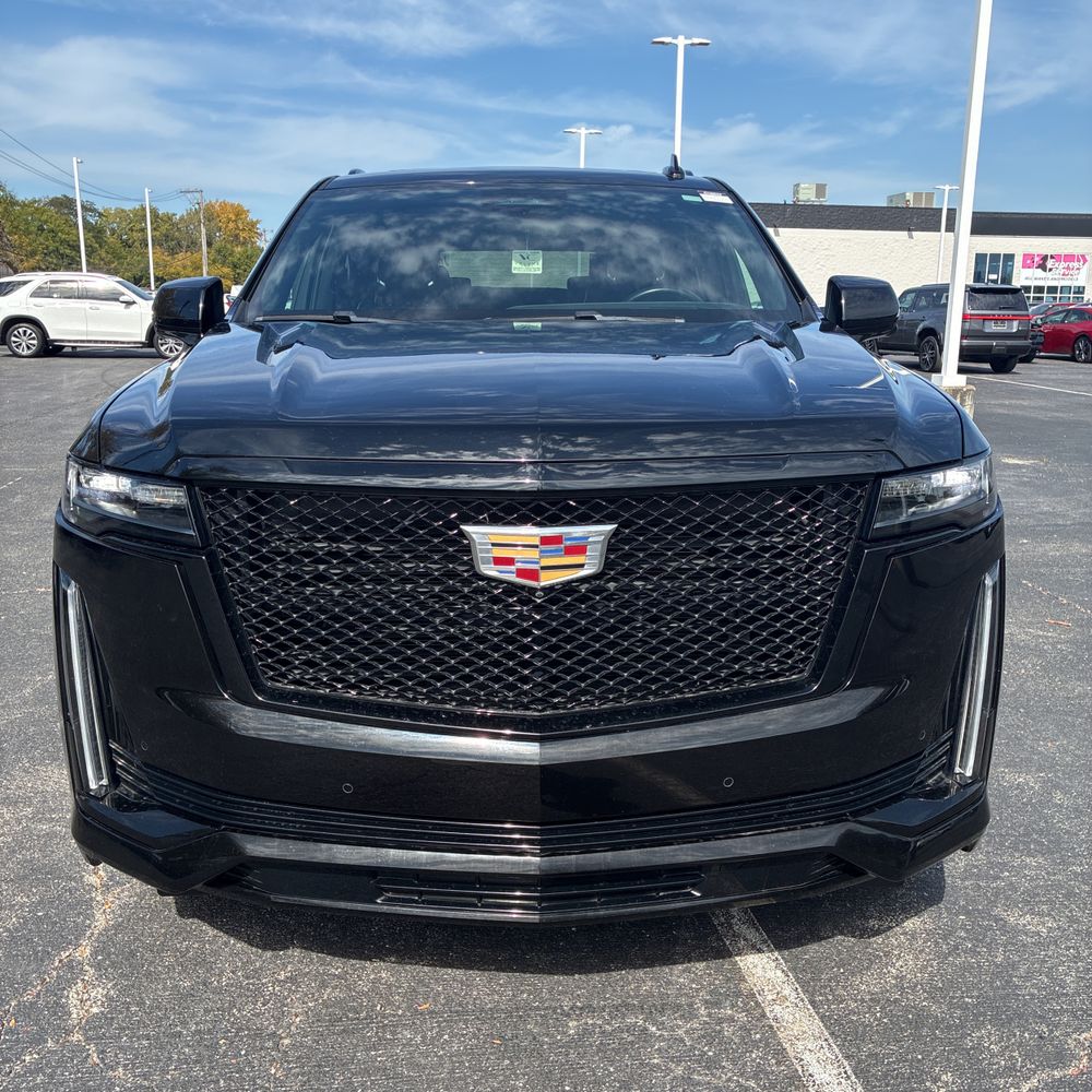 2023 Cadillac Escalade Sport
