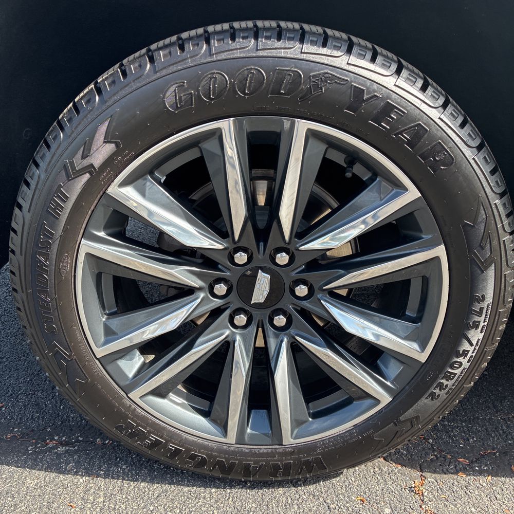 2023 Cadillac Escalade Sport