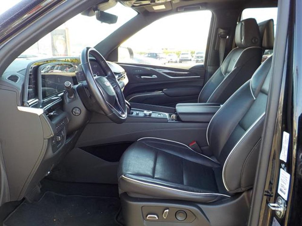 2023 Cadillac Escalade 4WD Sport