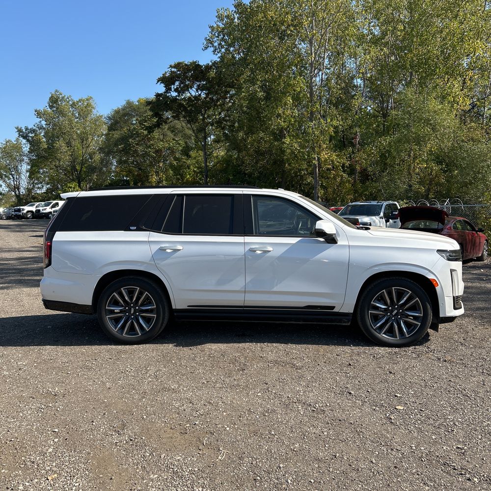 2024 Cadillac Escalade Sport