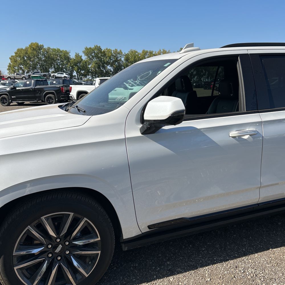 2024 Cadillac Escalade Sport
