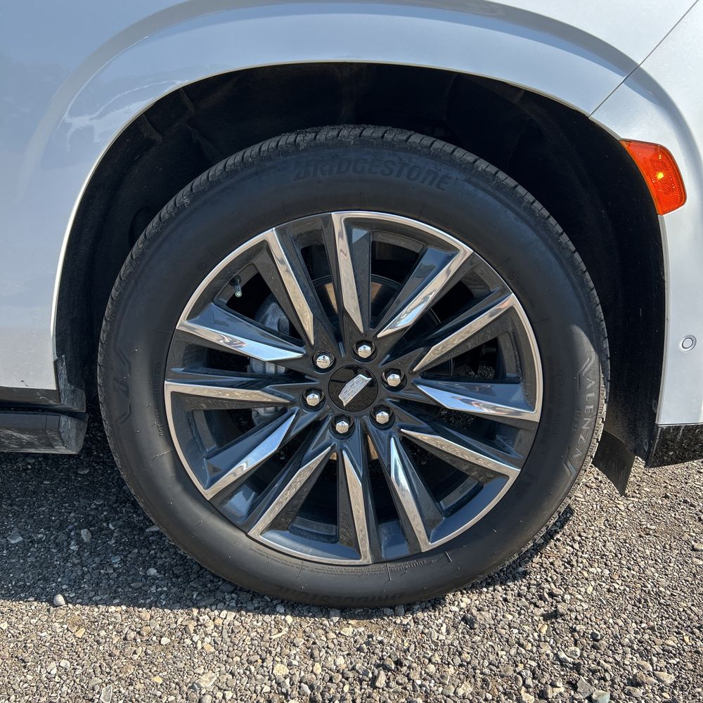 2024 Cadillac Escalade Sport