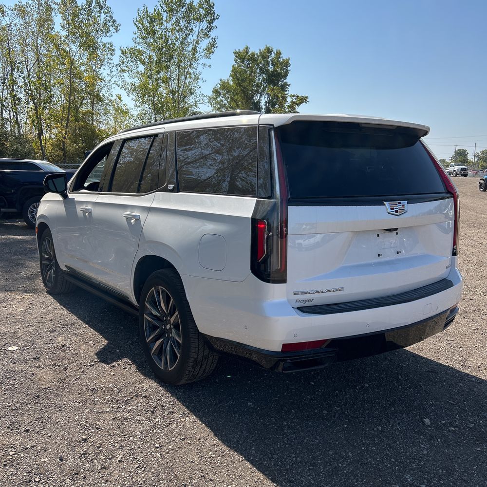 2024 Cadillac Escalade Sport