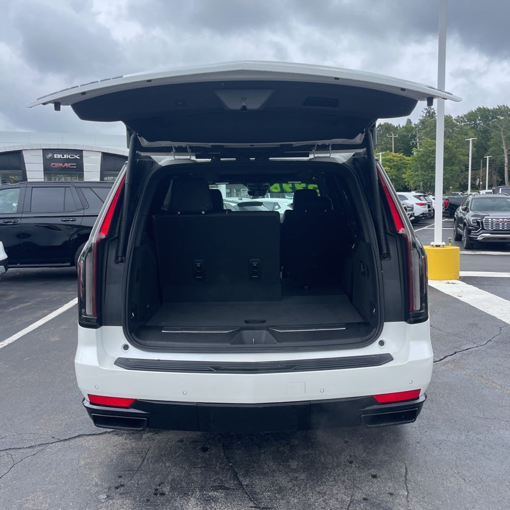 2021 Cadillac Escalade Sport
