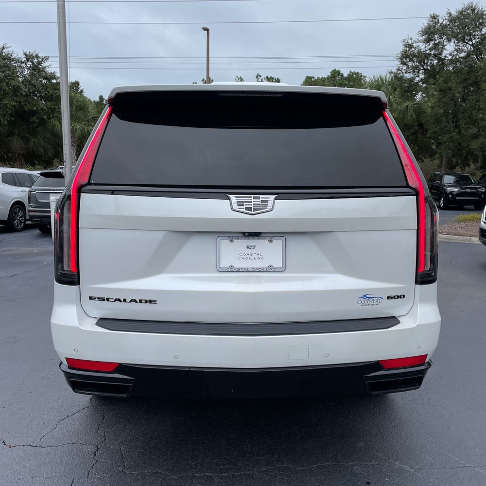 2021 Cadillac Escalade Sport