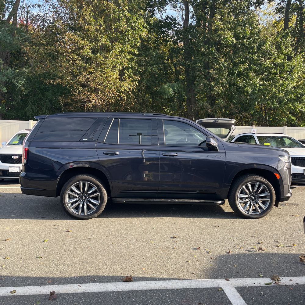 2022 Cadillac Escalade Sport