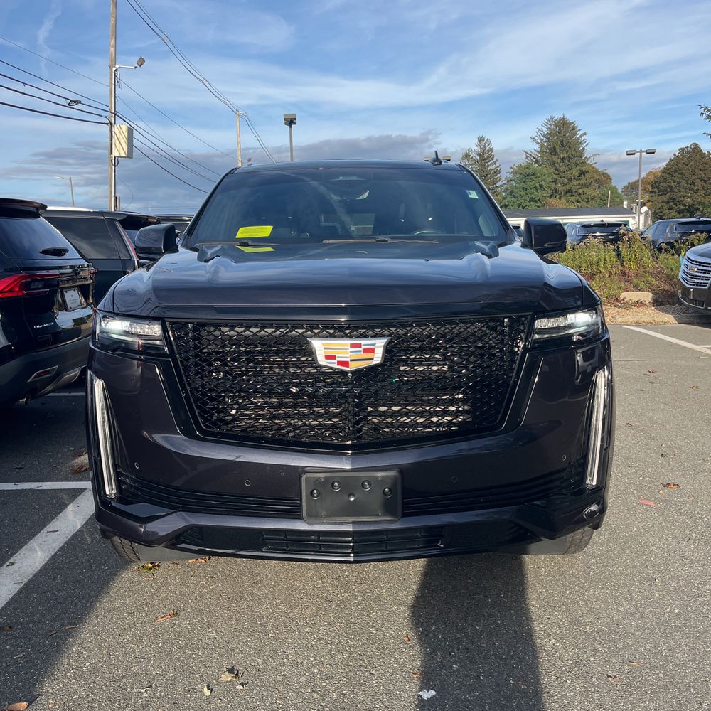 2022 Cadillac Escalade Sport