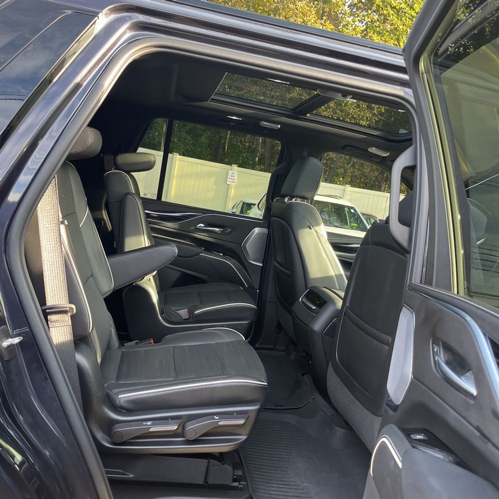 2022 Cadillac Escalade Sport