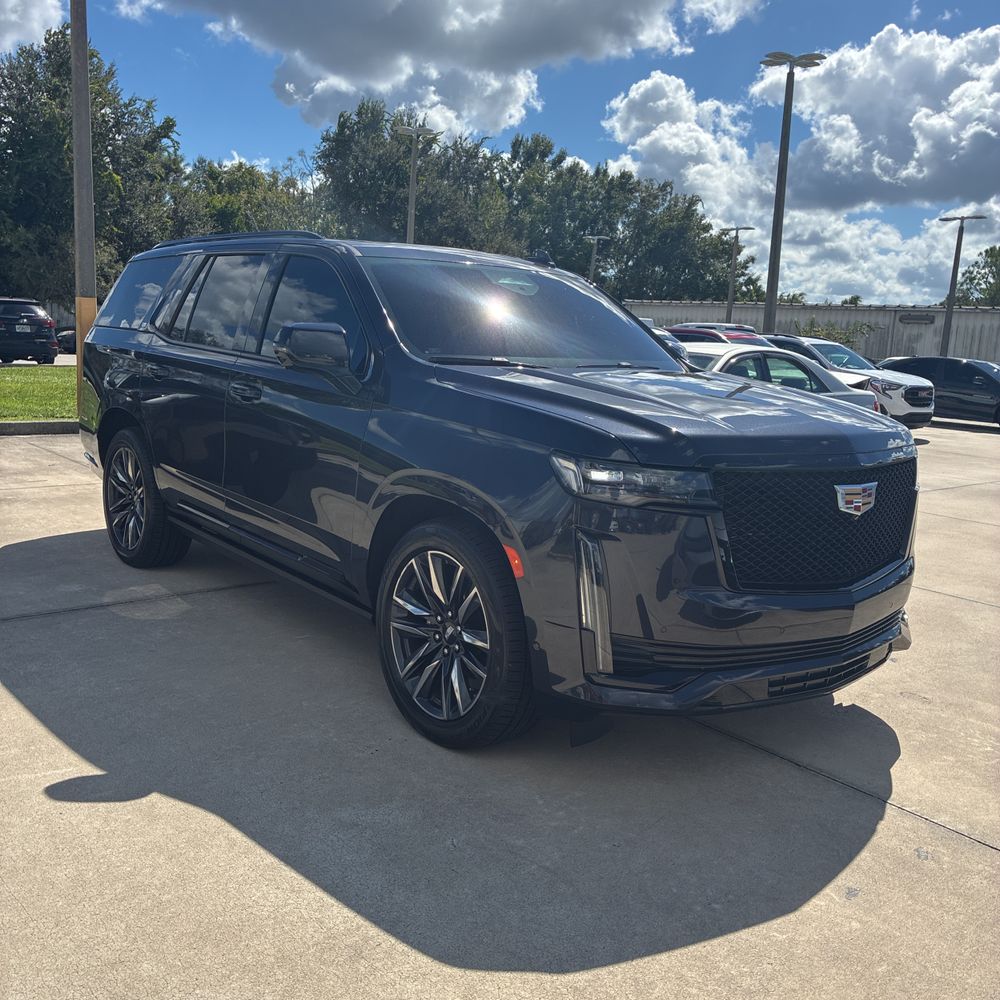 2023 Cadillac Escalade Sport Platinum