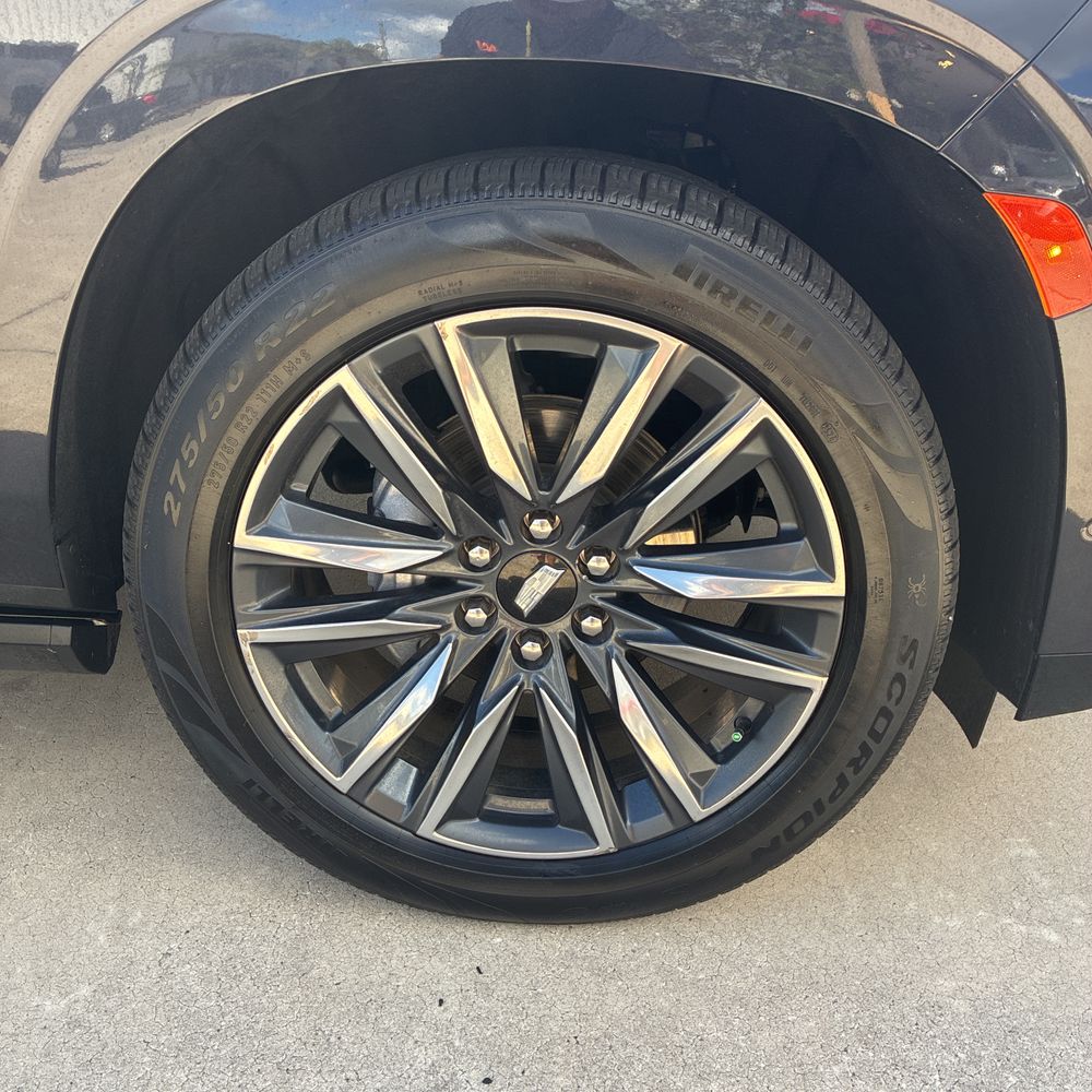 2023 Cadillac Escalade Sport Platinum