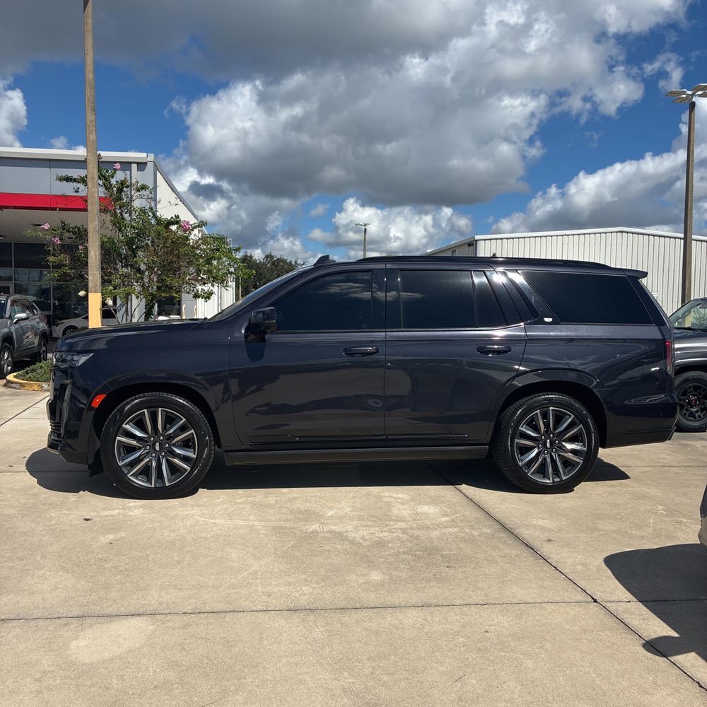 2023 Cadillac Escalade Sport Platinum