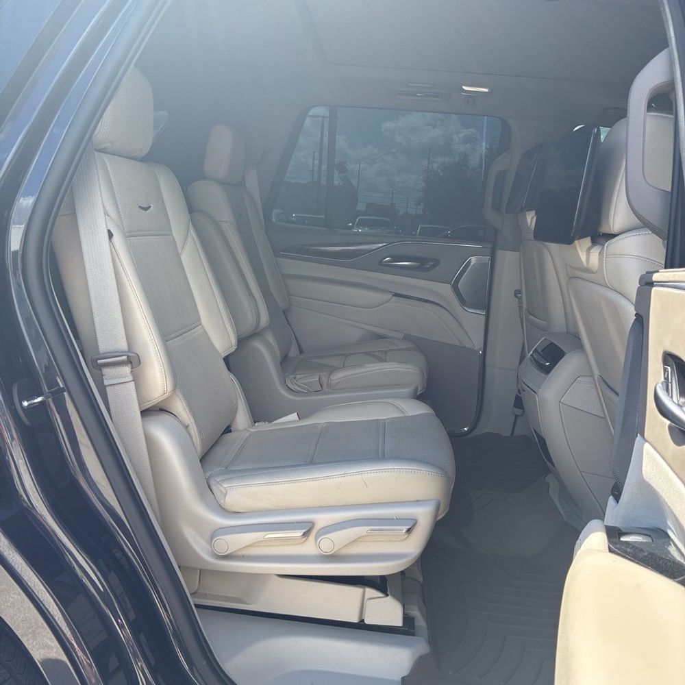 2023 Cadillac Escalade Sport Platinum