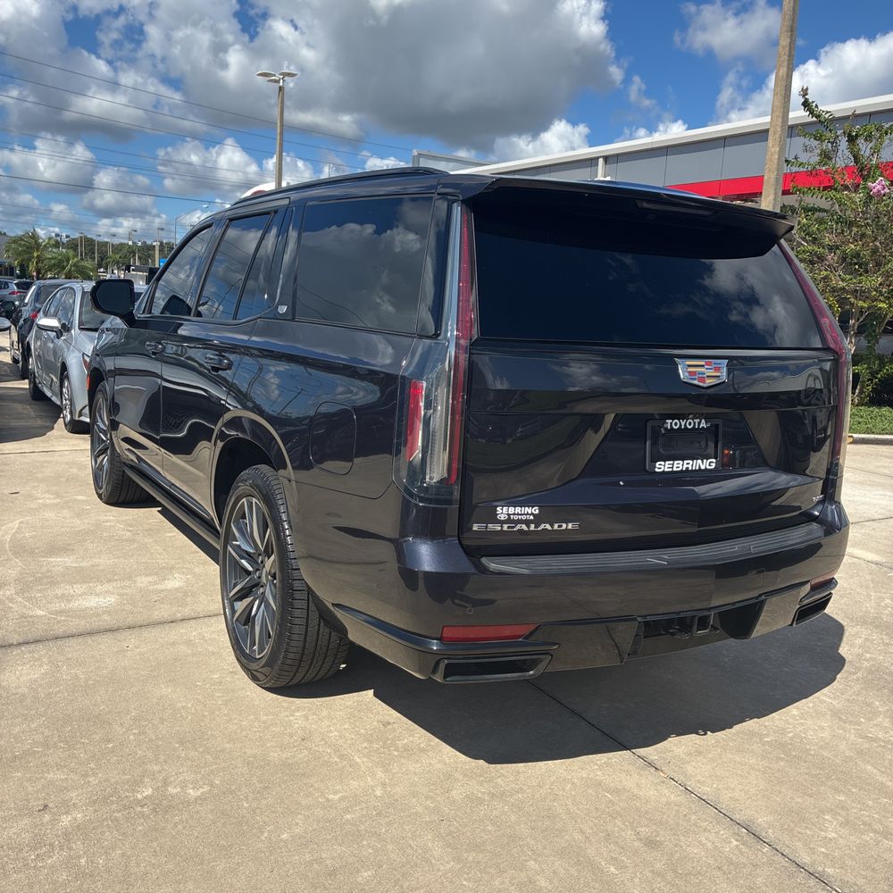 2023 Cadillac Escalade Sport Platinum