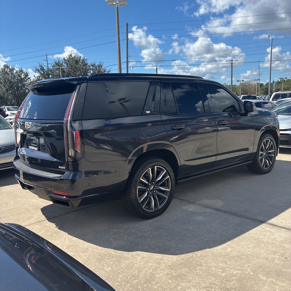 2023 Cadillac Escalade Sport Platinum