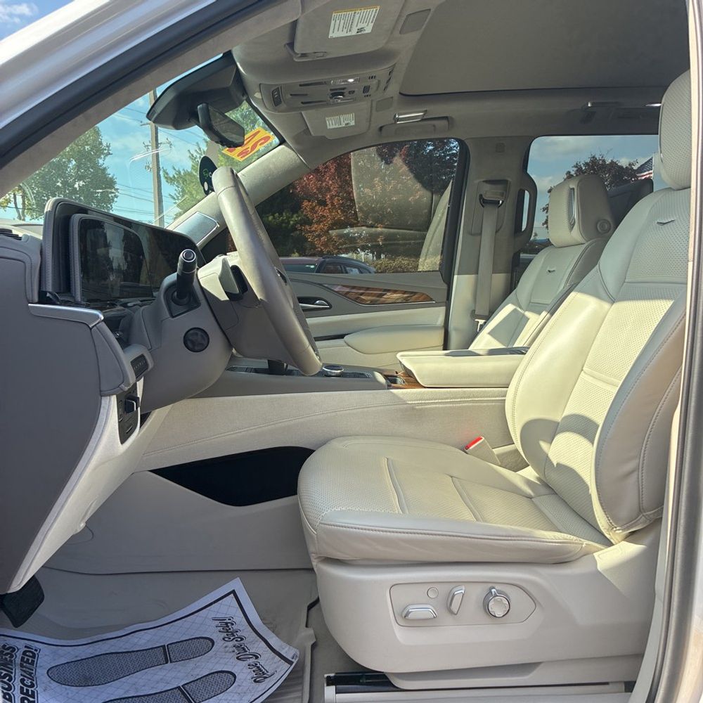 2024 Cadillac Escalade Sport Platinum