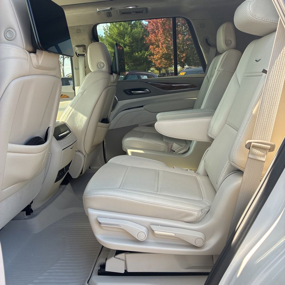 2024 Cadillac Escalade Sport Platinum