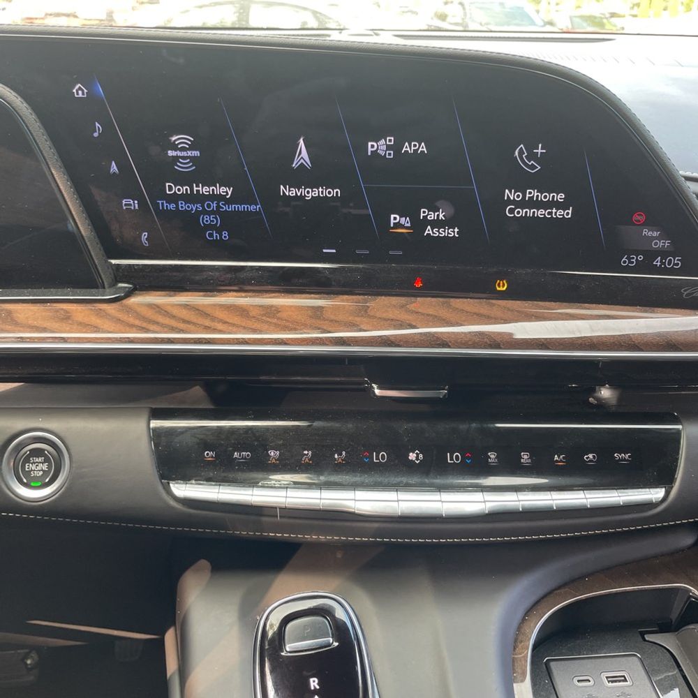 2023 Cadillac Escalade Sport Platinum