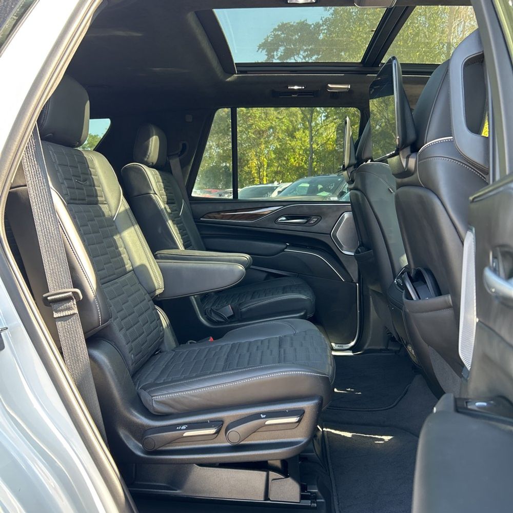 2023 Cadillac Escalade Sport Platinum