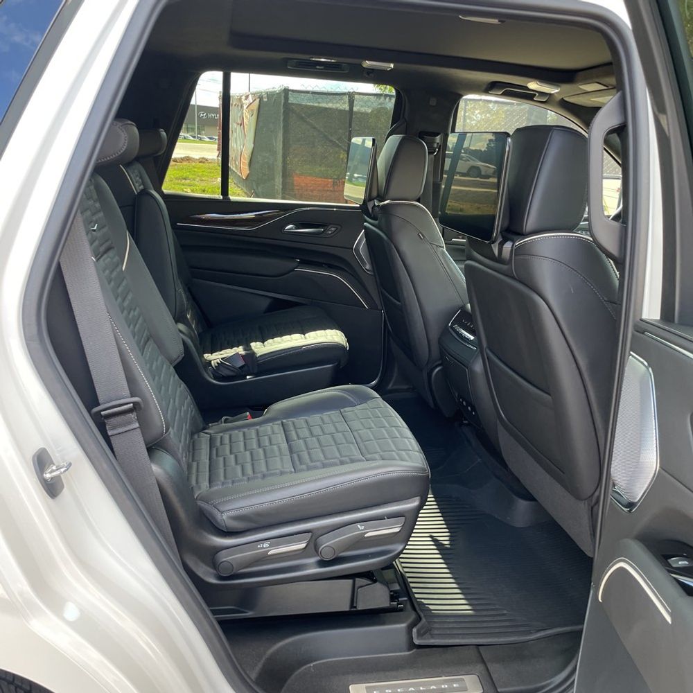 2024 Cadillac Escalade Sport Platinum