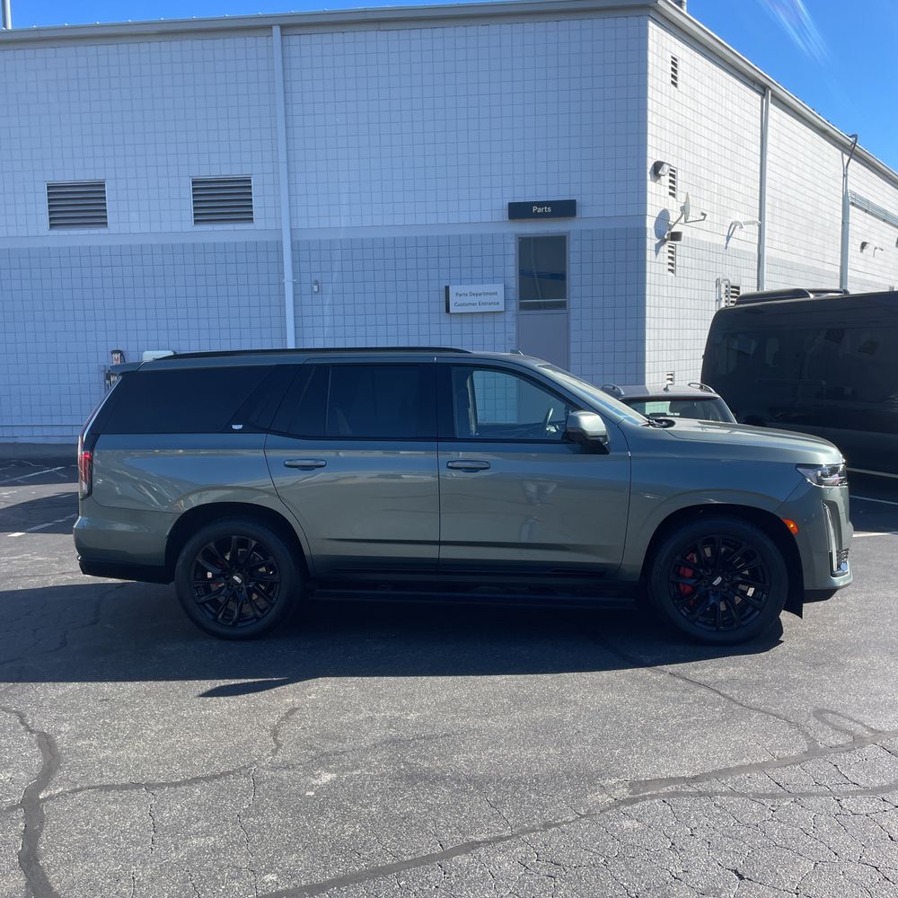 2024 Cadillac Escalade Sport Platinum