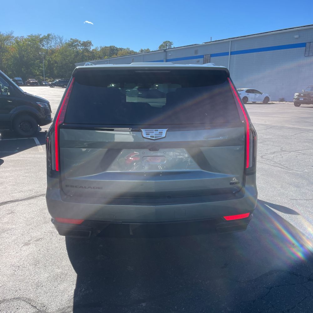 2024 Cadillac Escalade Sport Platinum