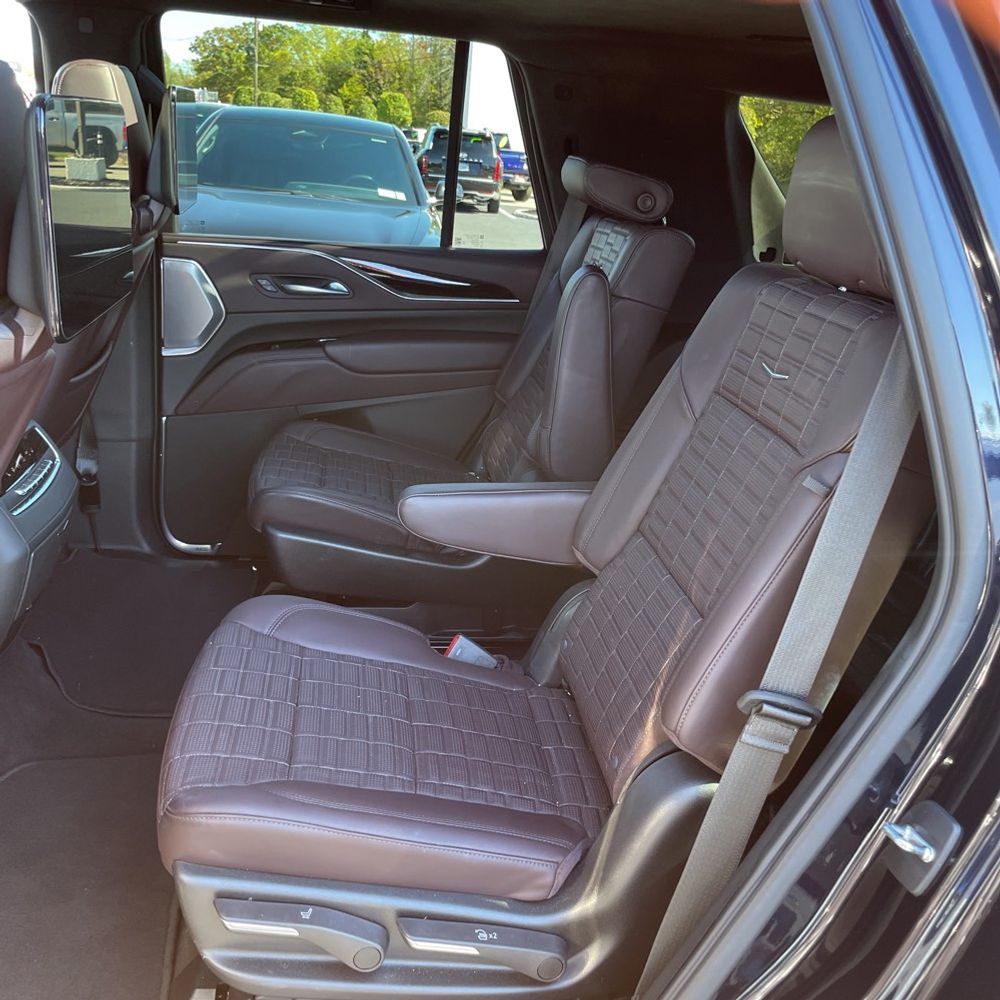 2022 Cadillac Escalade Sport Platinum