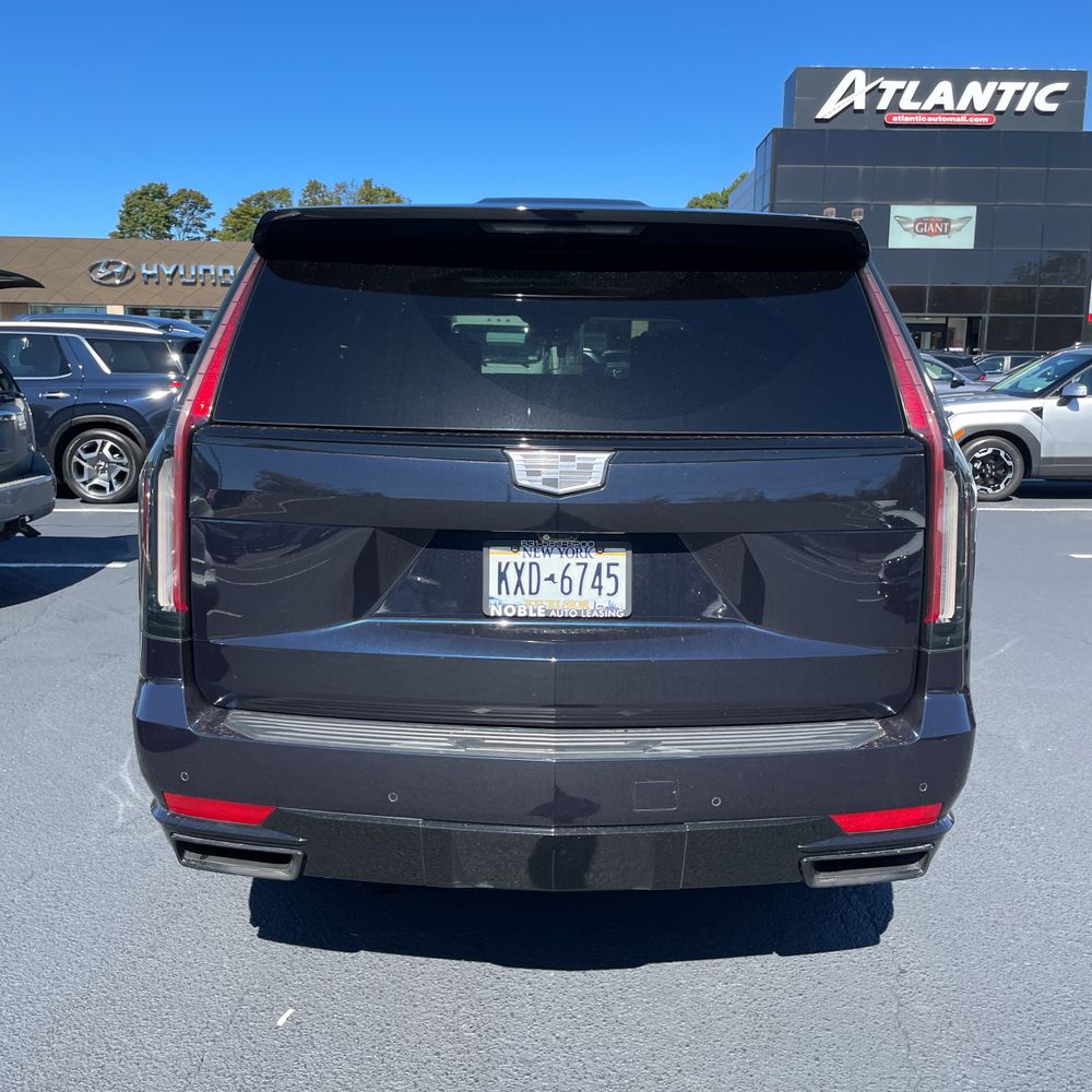 2022 Cadillac Escalade Sport Platinum