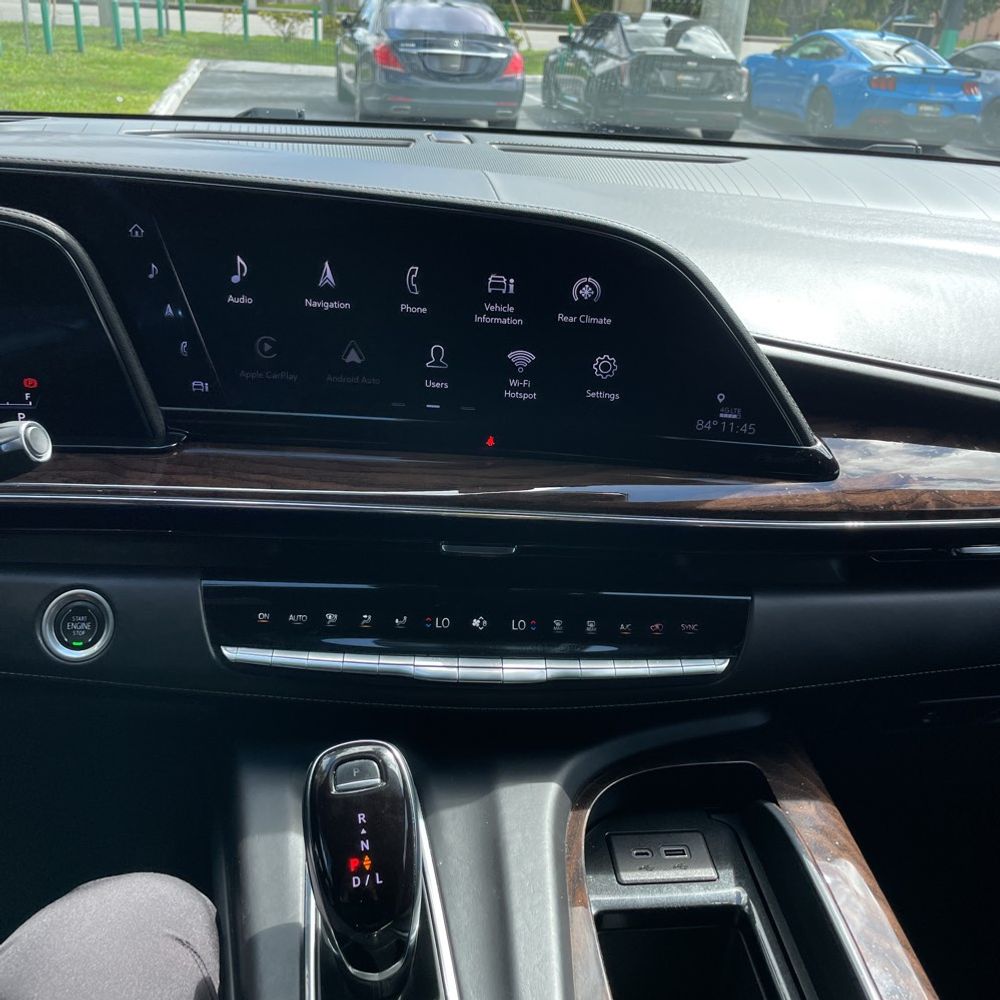 2022 Cadillac Escalade Sport Platinum