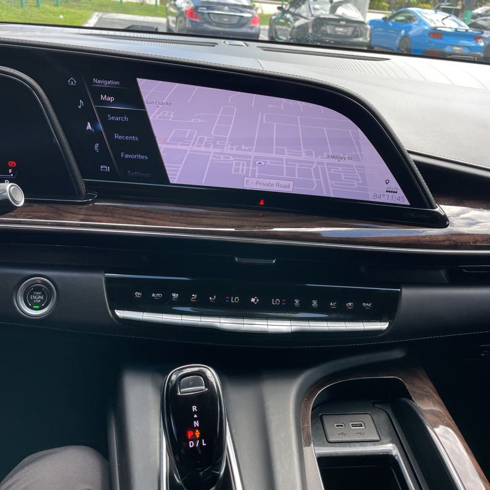 2022 Cadillac Escalade Sport Platinum