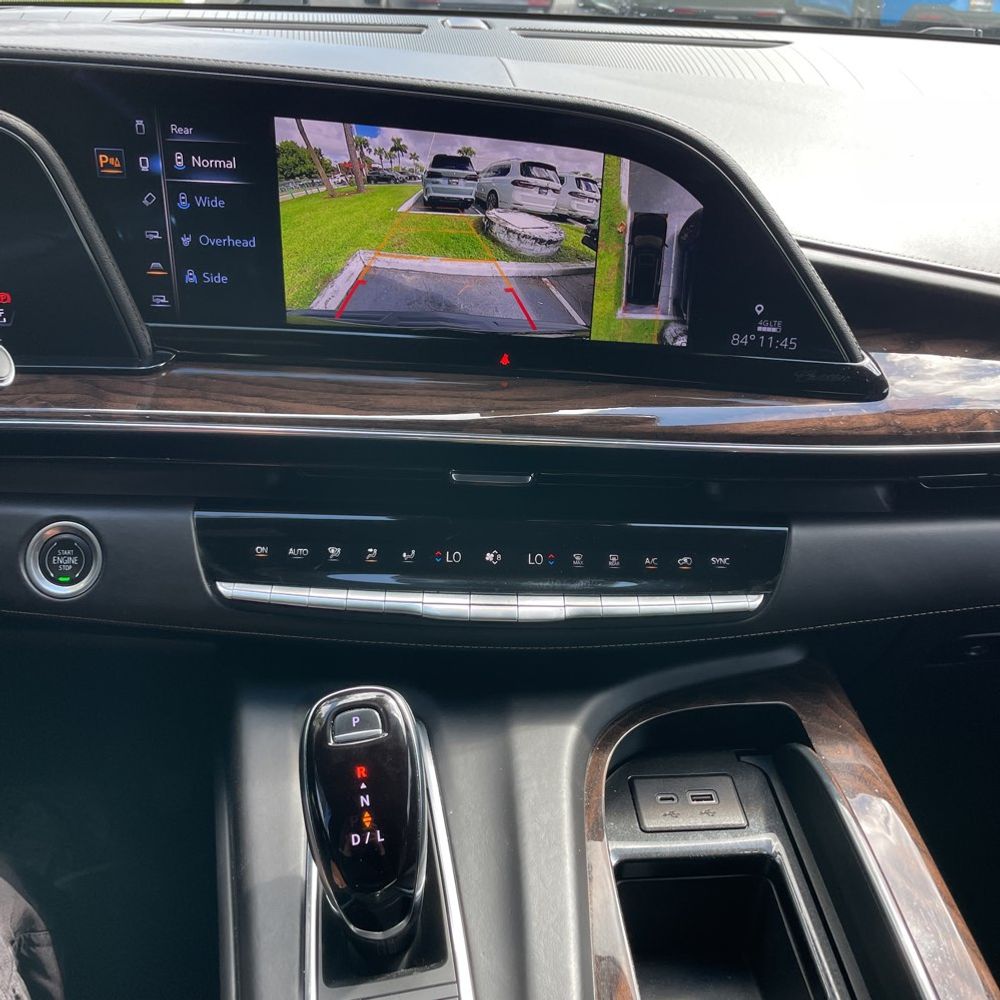 2022 Cadillac Escalade Sport Platinum