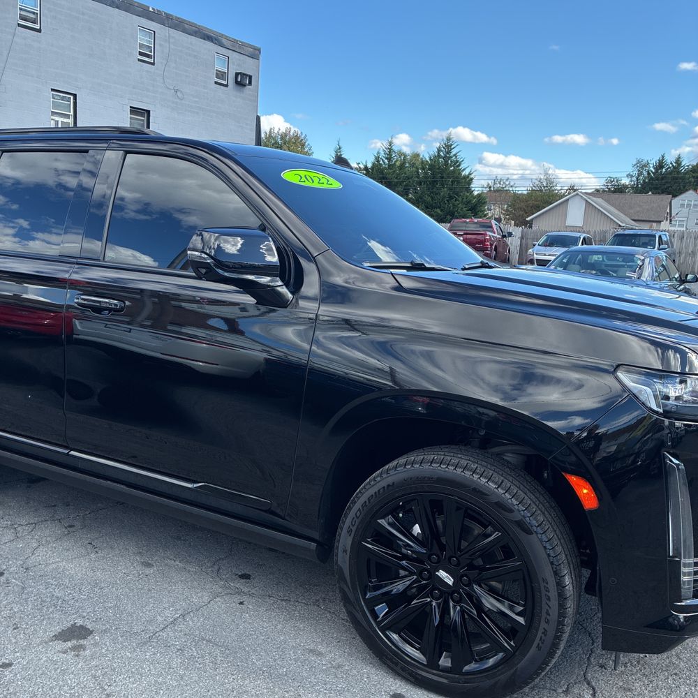 2022 Cadillac Escalade Sport Platinum