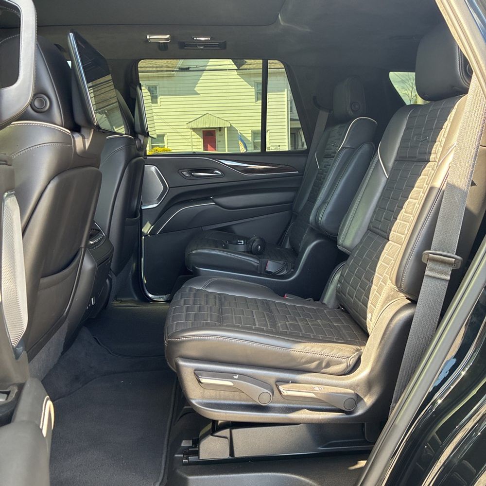 2022 Cadillac Escalade Sport Platinum