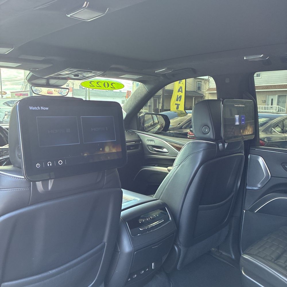 2022 Cadillac Escalade Sport Platinum