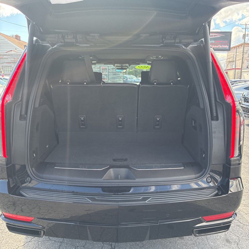 2022 Cadillac Escalade Sport Platinum