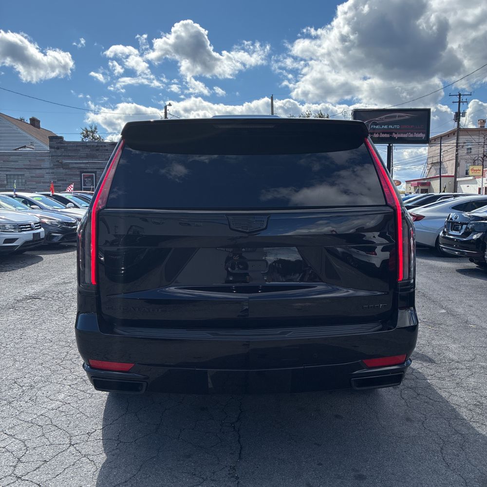 2022 Cadillac Escalade Sport Platinum