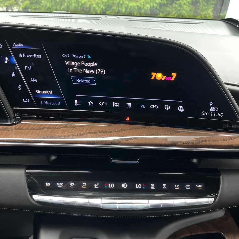 2023 Cadillac Escalade Sport Platinum