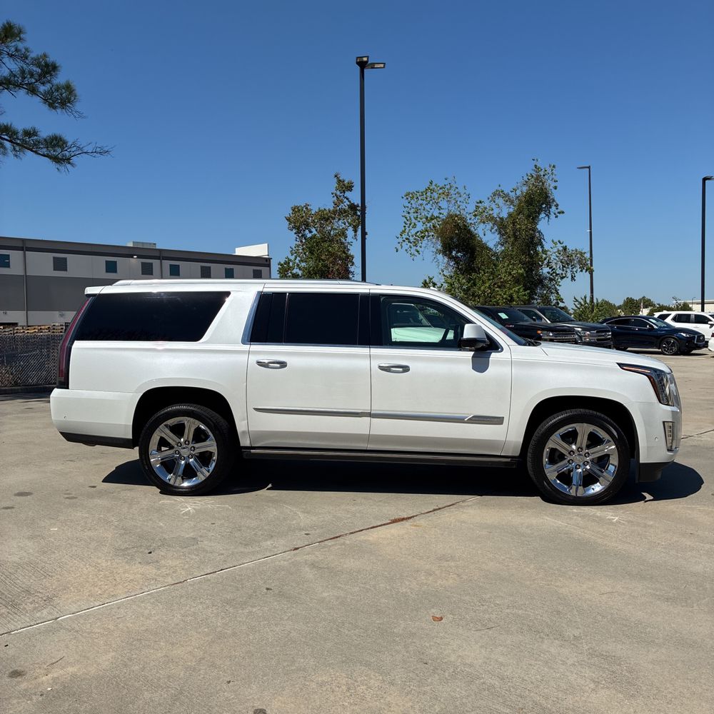 2019 Cadillac Escalade ESV Premium Luxury