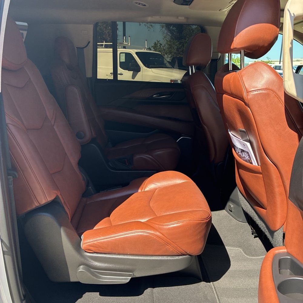 2019 Cadillac Escalade ESV Premium Luxury