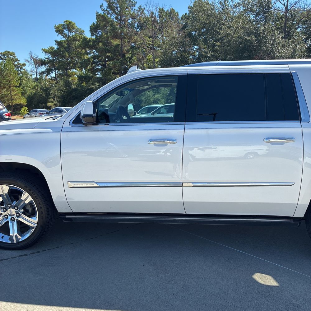 2019 Cadillac Escalade ESV Premium Luxury