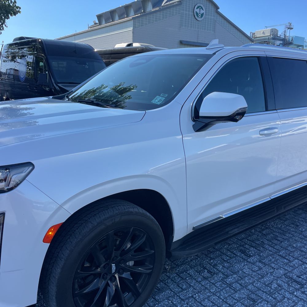 2022 Cadillac Escalade ESV Luxury