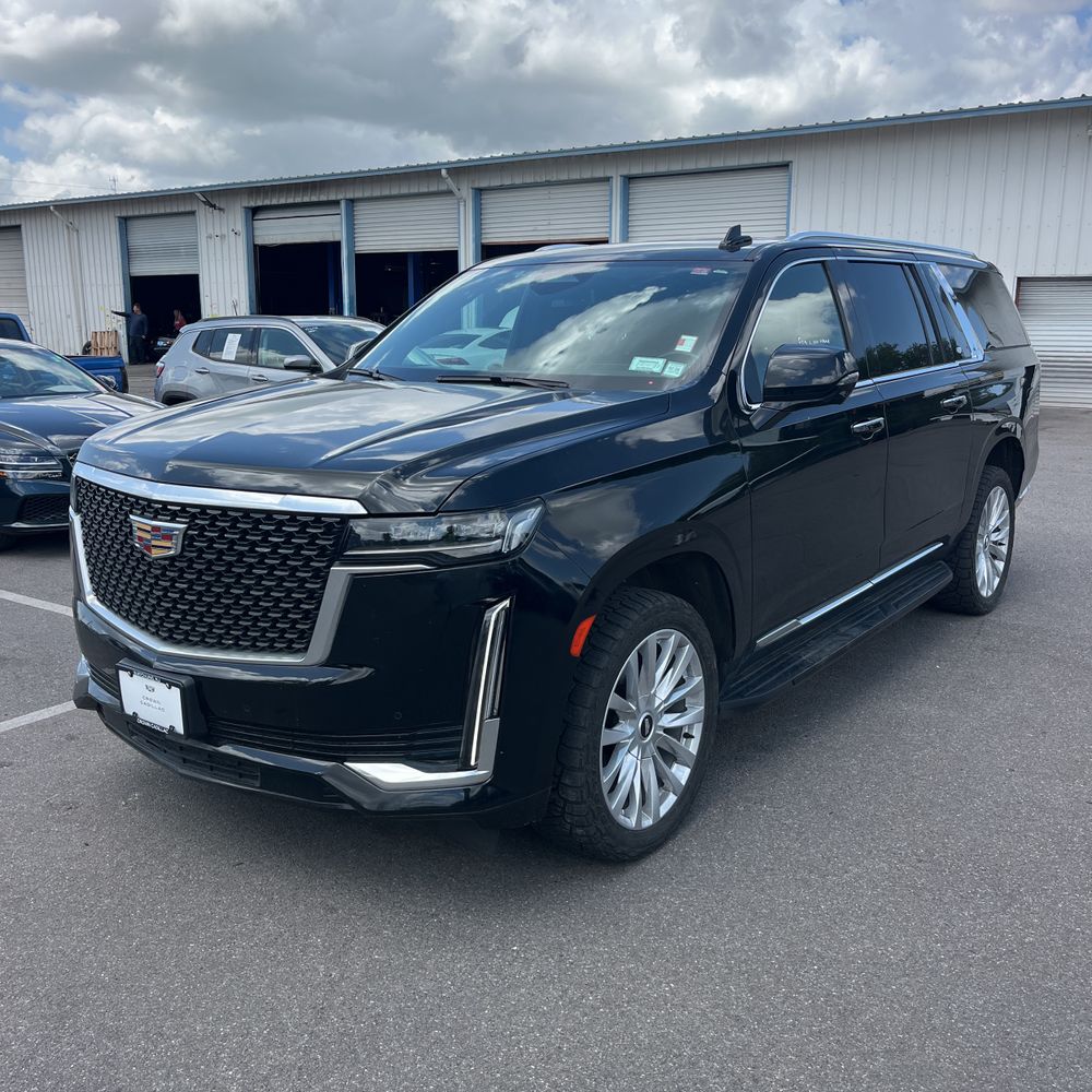 2023 Cadillac Escalade ESV Luxury