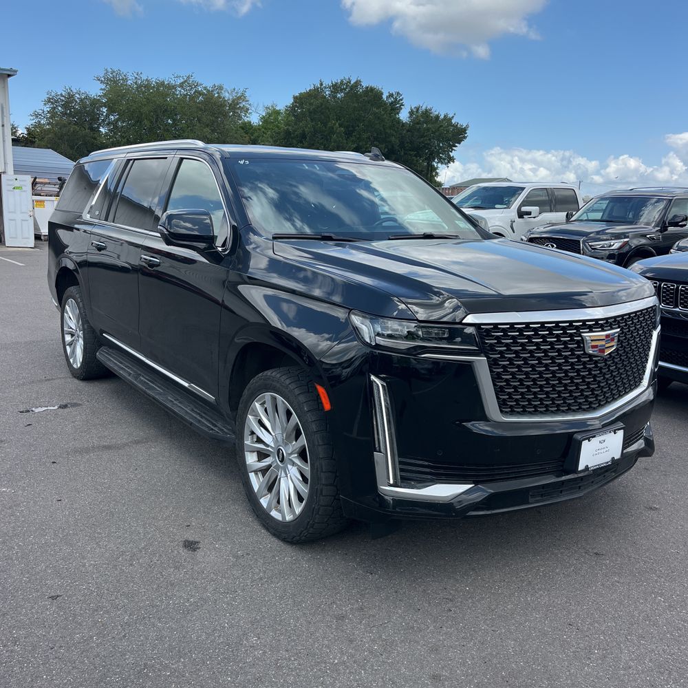2023 Cadillac Escalade ESV Luxury