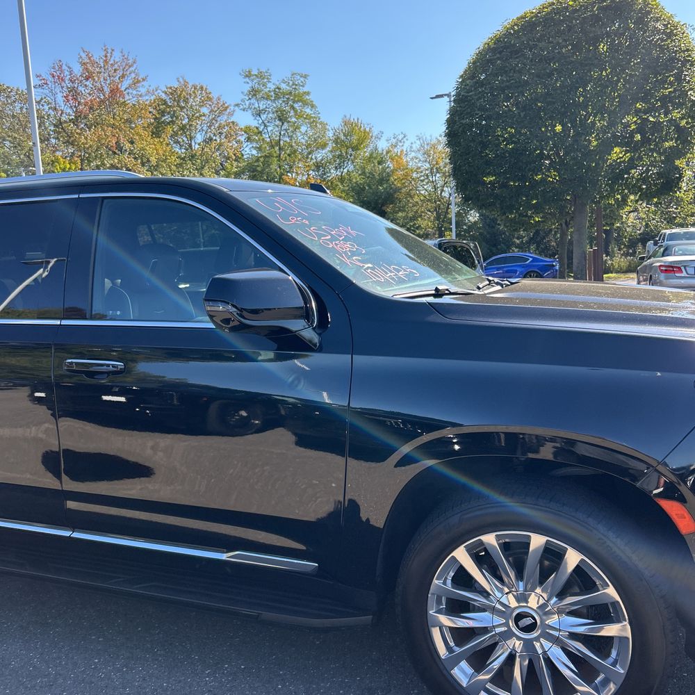 2022 Cadillac Escalade ESV Premium Luxury