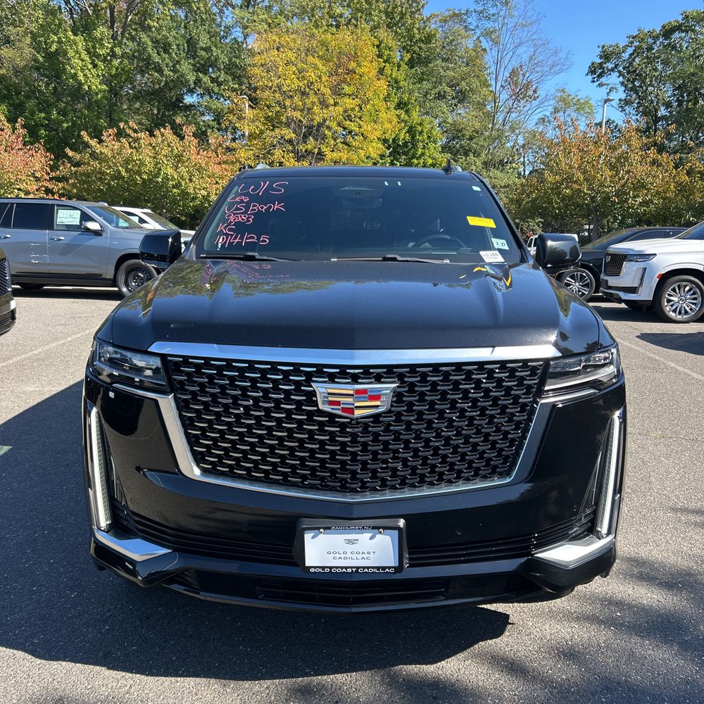 2022 Cadillac Escalade ESV Premium Luxury