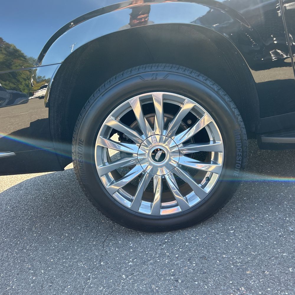 2022 Cadillac Escalade ESV Premium Luxury